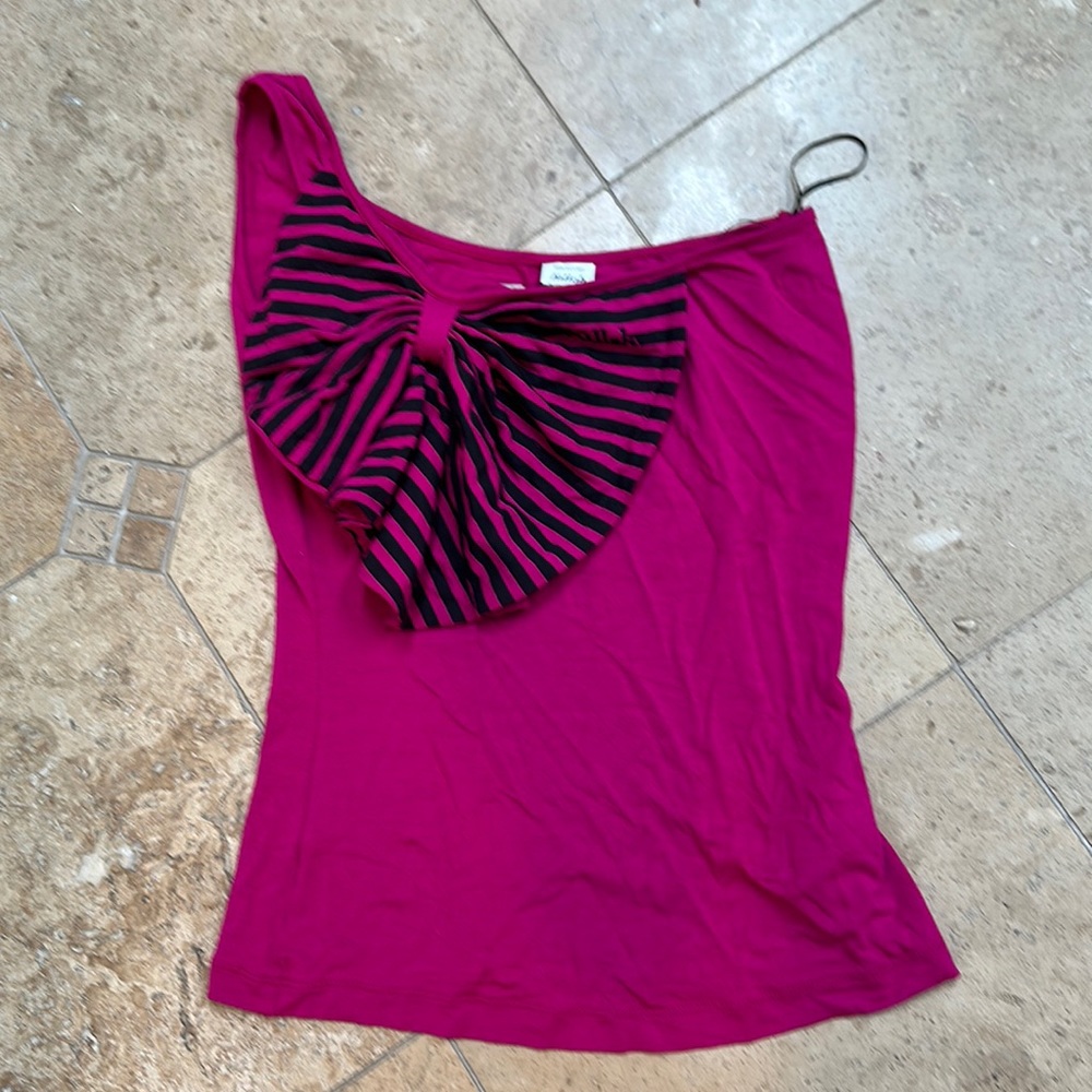 Killah Italian Designer one-shoulder top with bow - hot pink and black S